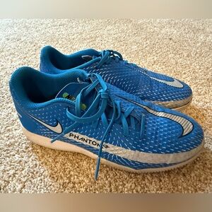 Nike Phantom GT Academy TF, Blue/Silver, Size 4 indoor soccer shoes